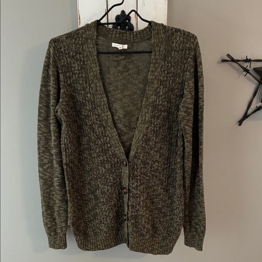 Women’s Maurice’s lightweight button up style green cardigan
